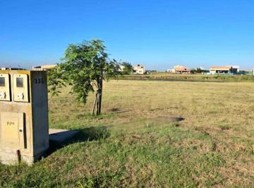 Terreno · 737m² · Venta Lote Laguna Santa Clara Al Sur - Retasado!