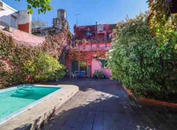 Casa · 175m² · 5 Ambientes · 3 Cocheras · Venta Casa Lote Propio 5amb Jardin Pileta Saavedra