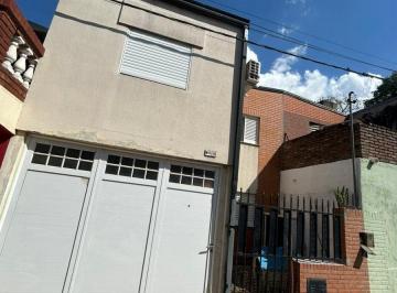Casa · 83m² · 4 Ambientes · 1 Cochera · Casa en Venta Zona Aristóbulo del Valle y French