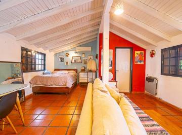 Casa · 236m² · 6 Ambientes · 1 Cochera · Venta 5 Amb en Olivos Mas Loft Lote Propio Cochera