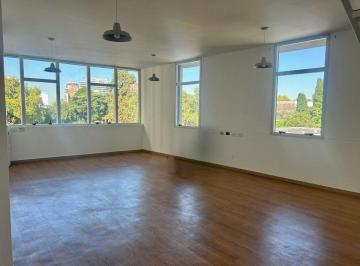Oficina comercial · 180m² · 1 Cochera · Oficina en Alq. con Coch. a m de Av Libertador