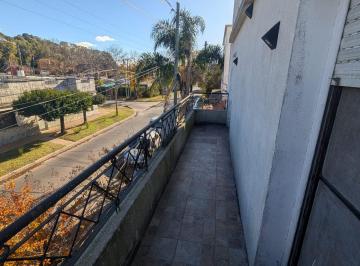 PH · 110m² · 4 Ambientes · Venta PH en Hudson. a 200 m de La Estación