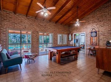 Casa · 193m² · 5 Ambientes · 2 Cocheras · Casa en Venta en Barrio El Rodeo, Brandsen