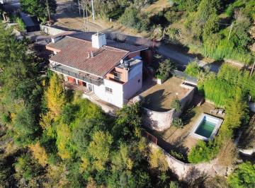 Casa · 297m² · 8 Ambientes · 1 Cochera · Venta Casa 4 Dormis Más Departamento Icho Cruz