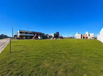 Terreno · 403m² · Venta Brisas de Manantiales Lote 402 m² Apto Duplex