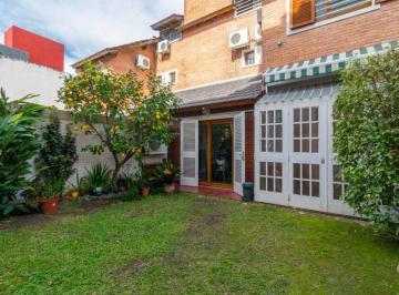 Casa · 121m² · 4 Ambientes · 1 Cochera · Casa Triplex de 4 Ambientes en Venta Ramos Mejia