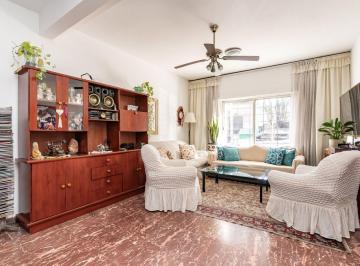 Casa · 134m² · 4 Ambientes · 1 Cochera · Venta Casa 4 Amb 2 Plantas Terraza Excel Ubicac.