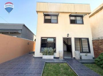 Casa · 60m² · 3 Ambientes · 1 Cochera · Venta Casa 3 Ambientes Garage y Parque en Pilar