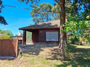 Casa · 61m² · 4 Ambientes · Casa en Venta en Villa Gesell
