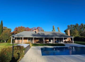 Casa · 194m² · 4 Ambientes · 2 Cocheras · Casa en Venta en La Retama – Manzanares, Pilar