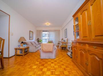 Departamento · 85m² · 4 Ambientes · Semipiso 4 Ambs 6to Piso Frente Luminoso C Balcón