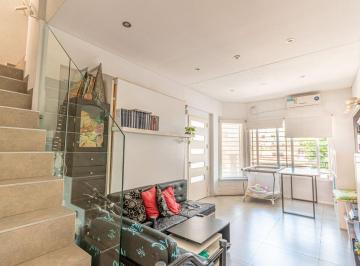 PH · 47m² · 3 Ambientes · PH 3 Amb en Venta en Velez Sarsfield Patio Terraza