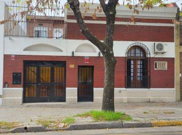 Casa · 138m² · 5 Ambientes · 1 Cochera · Venta Casa 5 Amb - Cochera - Patio - Terraza - Parrilla