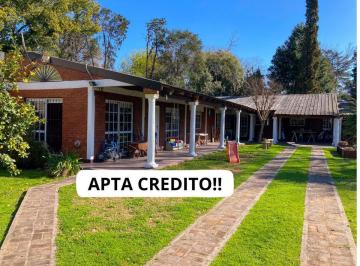 Casa · 124m² · 5 Ambientes · 1 Cochera · Casa 5 Ambientes en Venta Glew - Oportunidad!