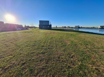 Terreno · 680m² · Lote a La Laguna en Venta Santa Clara Al Sur