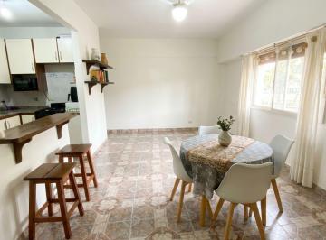 Departamento · 57m² · 3 Ambientes · Venta Depto 3 Amb Sáenz Peña 2 Piso por Escalera