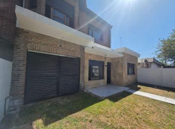 Casa · 153m² · 5 Ambientes · 1 Cochera · Venta Casa 5 Amb Ituzaingo Norte Apto Credito
