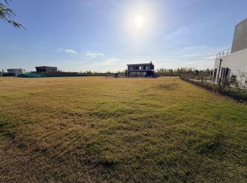 Terreno · 682m² · Venta Lote Interno Barrio Amarras Puertos Escobar