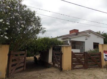 Casa · 178m² · 5 Ambientes · Venta Casa Tanti 4 Dorm Cerca del Rio