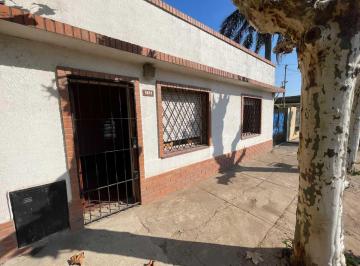 Casa · 80m² · 4 Ambientes · 1 Cochera · Casa Venta 4 Ambientes Jose C. Paz