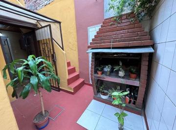 PH · 86m² · 3 Ambientes · PH 3 Amb Lanus Oeste Apto Credito Excelente Estado