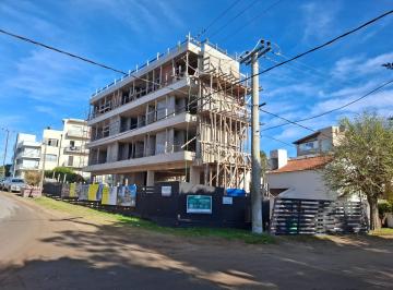 Local comercial · 57m² · 1 Cochera · Mar de Ostende Local en Esquina. Muy Rentable!