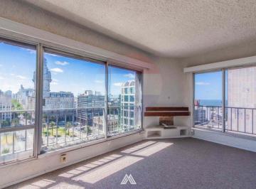 Departamento · 68m² · 3 Ambientes · 1 Cochera · Alquiler Apartamento 2 Dorm. Centro Cochera