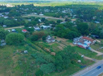 Terreno · 2106m² · Alquiler de Terreno Sobre R 102 Cerca Zonamérica