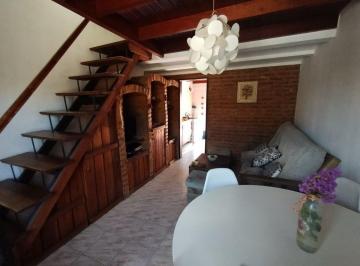 Casa · 37m² · 3 Ambientes · 1 Cochera · Venta PH Duplex 3 Ambientes, Ciudad Evita