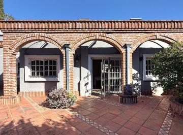 Casa · 200m² · 5 Ambientes · 3 Cocheras · Venta Casa 5 Amb Haedo Pileta/quincho Parque