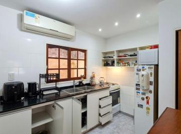 Casa · 55m² · 3 Ambientes · 1 Cochera · Venta Dúplex 3 Amb C/patio y Coch m. Coronado