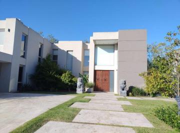 Casa · 443m² · 8 Ambientes · 2 Cocheras · Estancias del Pilar - Oportunidad Casa Inigualable
