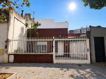 Casa · 120m² · 6 Ambientes · 3 Cocheras · Venta Casa 4 Amb. + Depto 2 Amb. en Liniers