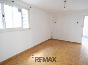 Departamento · 44m² · 3 Ambientes · Venta Departamento 3 Amb Liniers Apto Credito