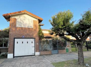 PH · 120m² · 6 Ambientes · 1 Cochera · Venta PH 6 Amb Apto Credito Ituzaingo con Cochera