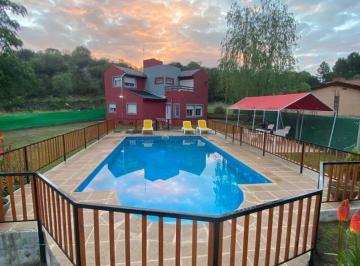 Casa · 217m² · 8 Ambientes · 4 Cocheras · Casa en Venta en Potrerio de Los Funes - San Luis