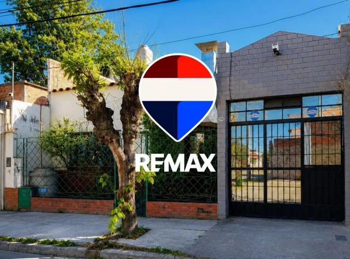 Casa · 290m² · 6 Ambientes · 1 Cochera