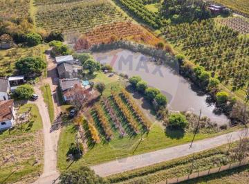 Quinta vacacional · 120m² · 2 Dormitorios · Venta Chacra en Melilla 4,7 Has Cno Los Pirinchos