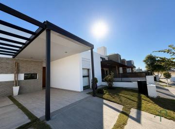 PH · 90m² · 3 Ambientes · 1 Cochera · Excelente Duplex en Prados de Manantiales
