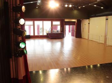 Local comercial · 230m² · 2 Ambientes · Venta Centro Recreativo Cultural Bariloche