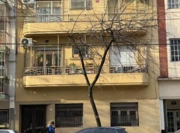 Departamento · 78m² · 3 Ambientes · Venta Departamento 3 Ambientes Hecho a Nuevo | Recibidor Ideal Home Office | Bajas Expensas | Flores
