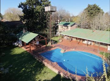 Casa de 6 ambientes, Malvinas Argentinas · Casa en Cuba, Villa de Mayo, Excelente Ubicación.