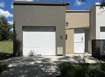 PH · 85m² · 6 Ambientes · 1 Cochera · PH en Barrio Belgrano