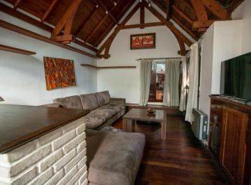 Casa · 290m² · 6 Ambientes · 1 Cochera · Casa en Venta Tablada Park Zona Cerro de Las Rosas 4 Dorm. Pileta Escritorio Apta Credito