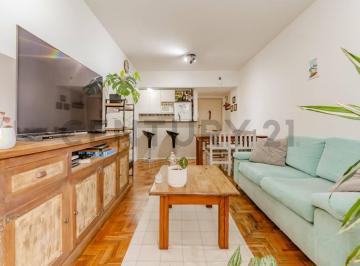 Departamento · 49m² · 3 Ambientes · Venta - Permuta Hermoso Departamento de 3 Ambientes C/ 2 Baños y Balcon en El Barrio de Coghlan