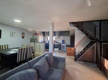 PH · 163m² · 3 Ambientes · 1 Cochera · Venta PH Multifamiliar Quilmes