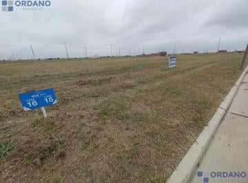 Terreno · 300m² · Campos de Manantiales Lote 300 m