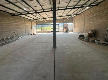 Local comercial · 300m² · 1 Ambiente · Local en Yerba Buena