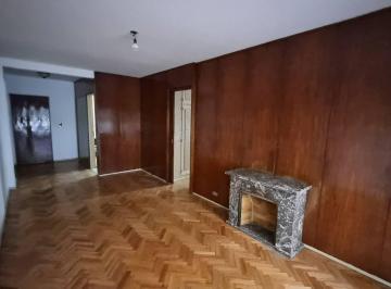 Departamento · 70m² · 3 Ambientes · Venta Depto 3 Amb Frente C/dependencia y Cochera