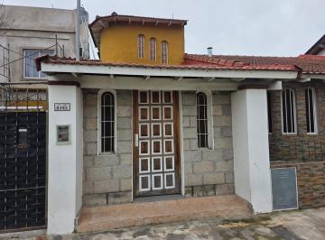 Departamento · 35m² · 2 Ambientes · Departamento en Alquiler Planta Baja Al Frente de 2 Ambientes F: 11195